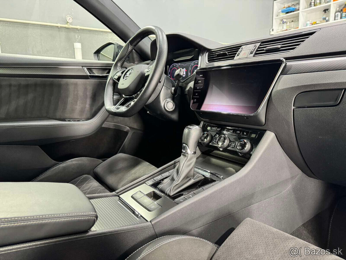 Škoda Superb Combi 2.0 TDI SCR Sportline 4x4 DSG BLACK STYLE - 8