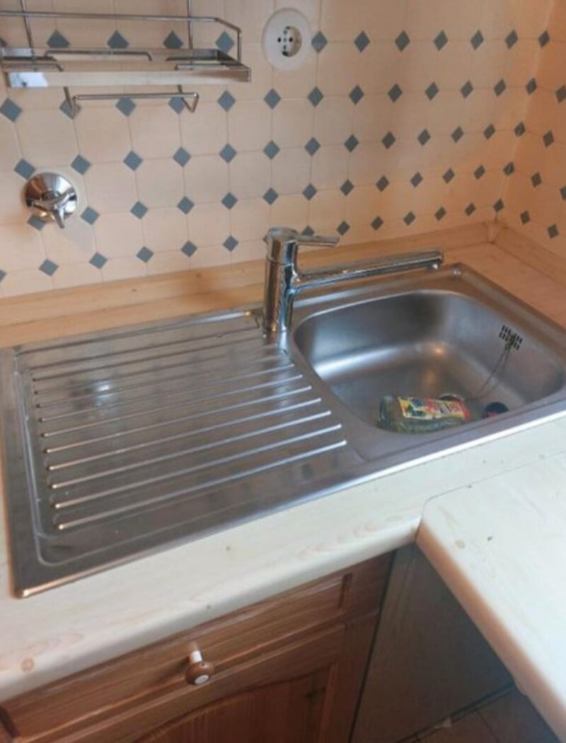 Rustikální linka z masivu se spotřebiči,5762 - 8