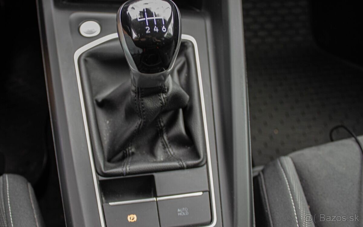 Volkswagen Golf 1.5 TSI ACT Style - 8