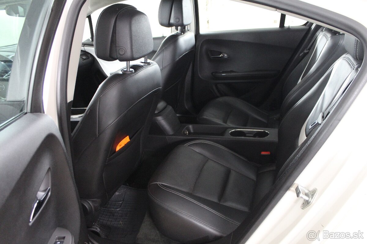 Opel Ampera Cosmo E-Flex Benzín+PHEV, 63kW AT - 8