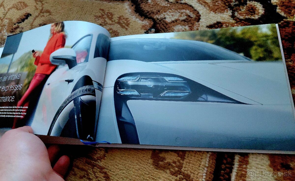 Prospekt Porsche Taycan - 8