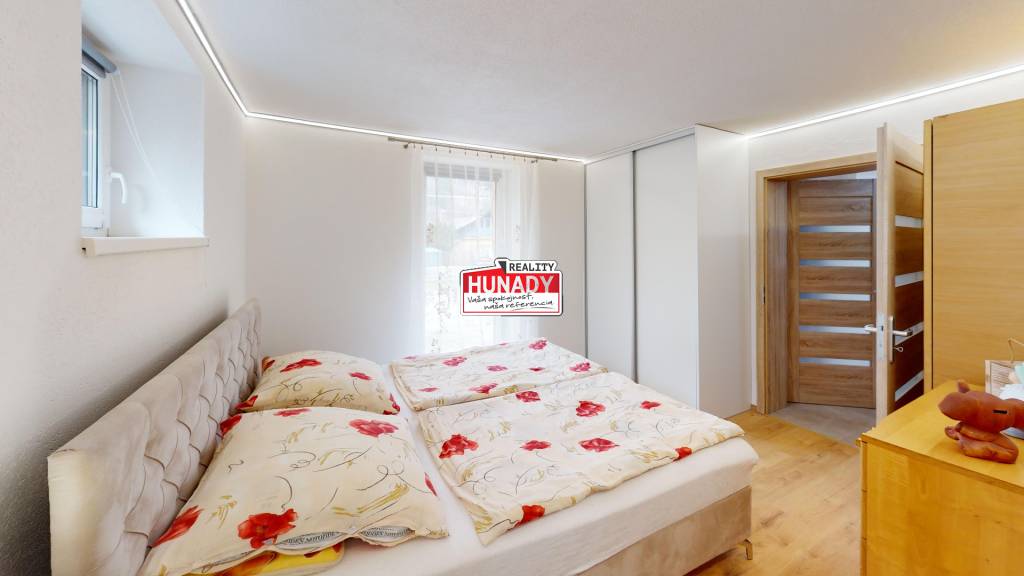 PREDANÉ (120 m²) 2 BYTOVÉ JEDNOTKY (BJ č. 2 - 84 m2) - 8