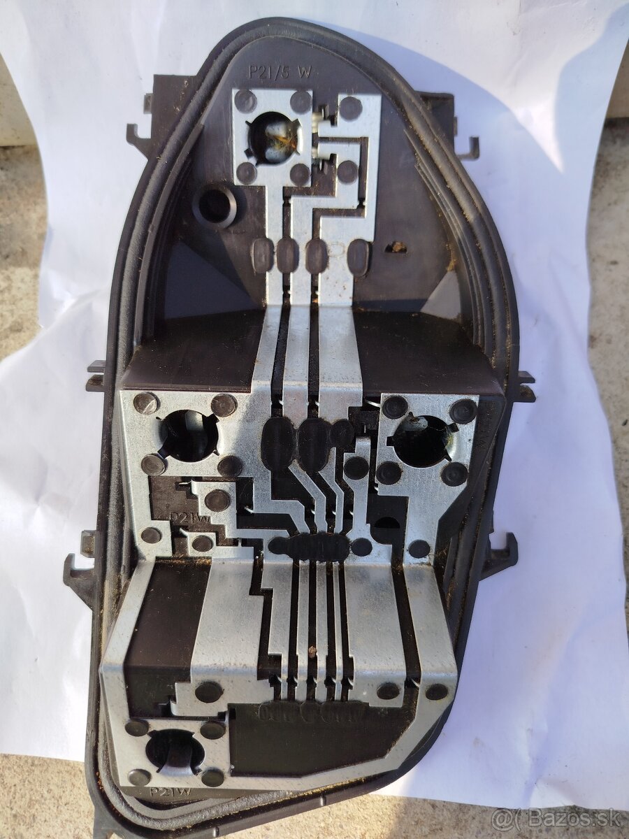 Renaut Clio III-Uchit narazníka - 8