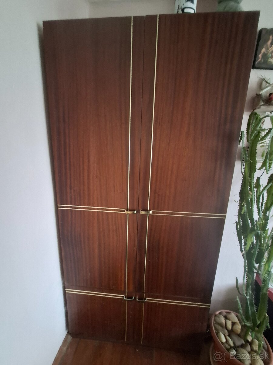 Starožitné veci a skrine - 8