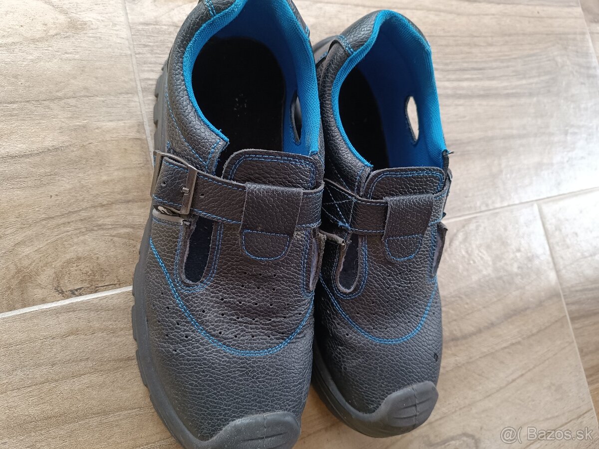 Pracovná obuv 43 - 8