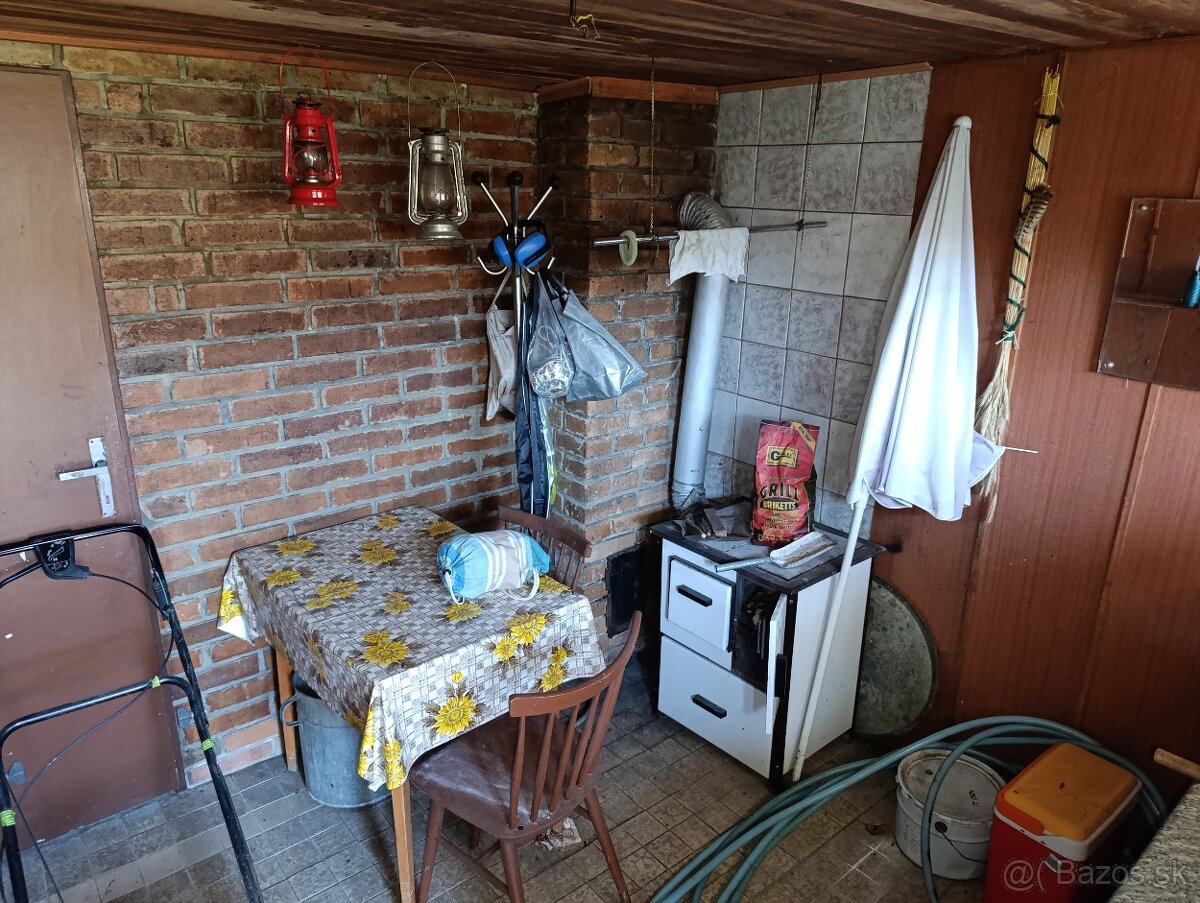 Predám alebo prenájmem zahradnú chatku - 8