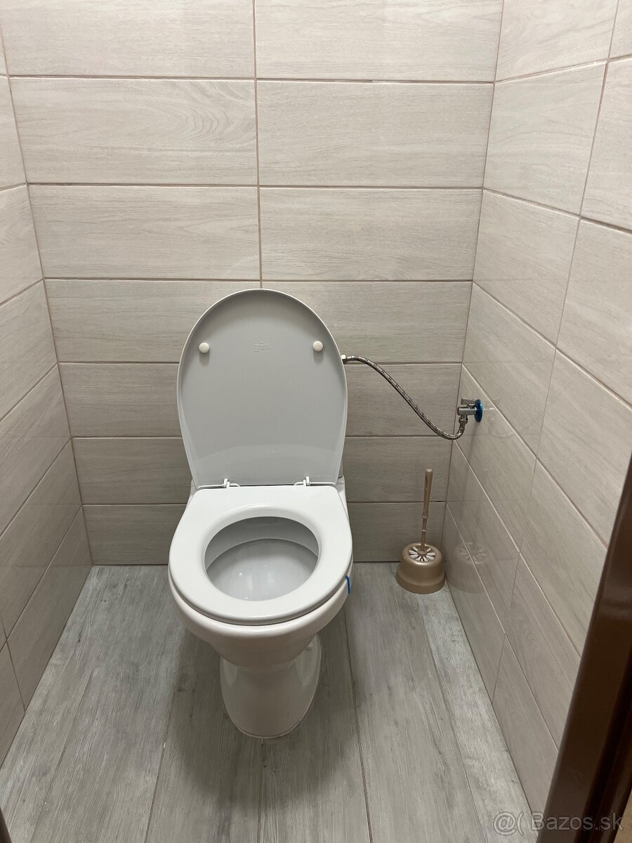 Prenájom 3.izb.bytu v Klastore p. Znievom - 8