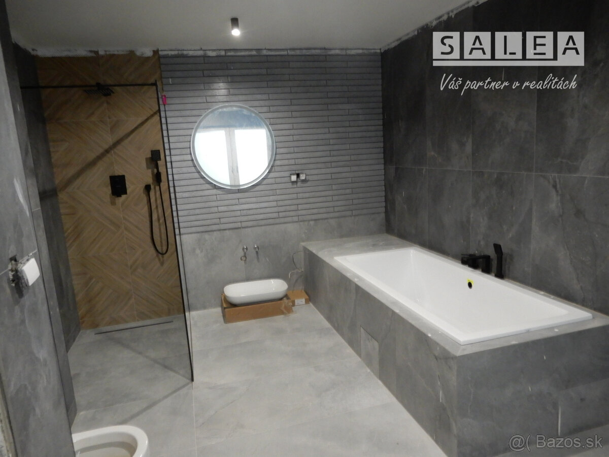 Pekný rodinný dom, 300 m2, kompletná rekonštrukcia, Hronské - 8