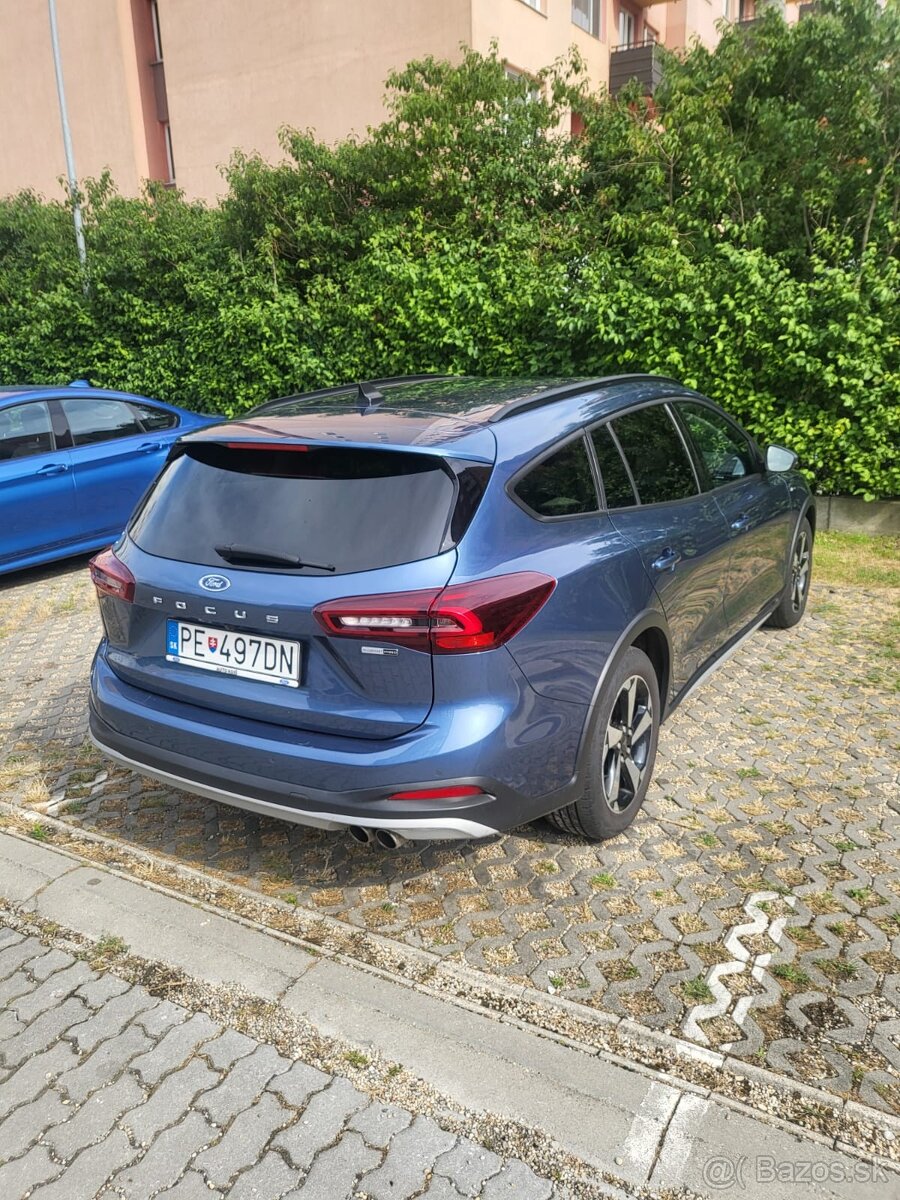 Ford Focus Kombi 1.0 EcoBoost mHEV Active A/T - 8