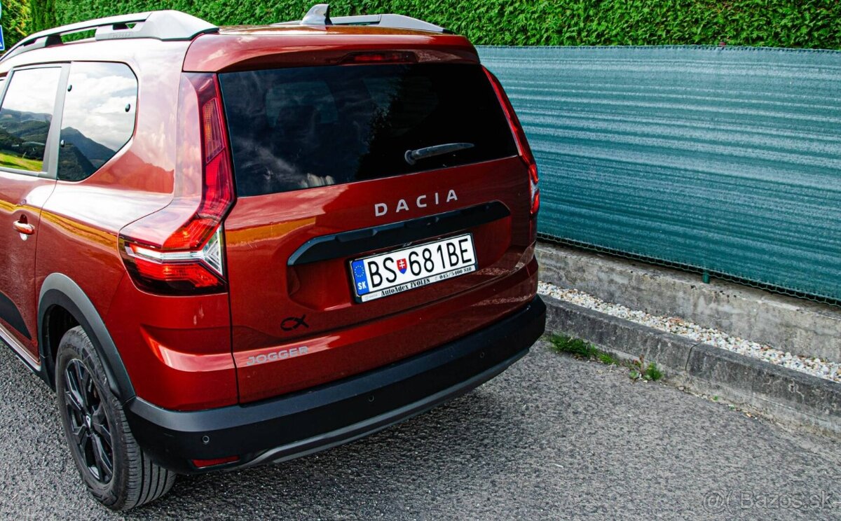 Dacia Jogger 1.0 TCe 110k Extreme 7 miest - 8