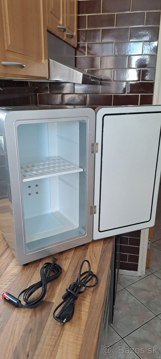 Mini Chladnička UNOLD 220V / 12V - 8