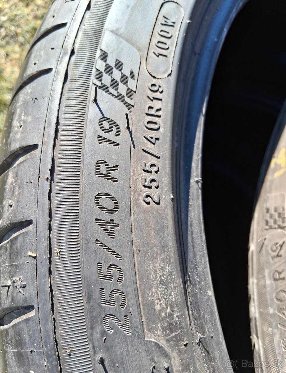 255/40 r19 letné pneumatiky - 8