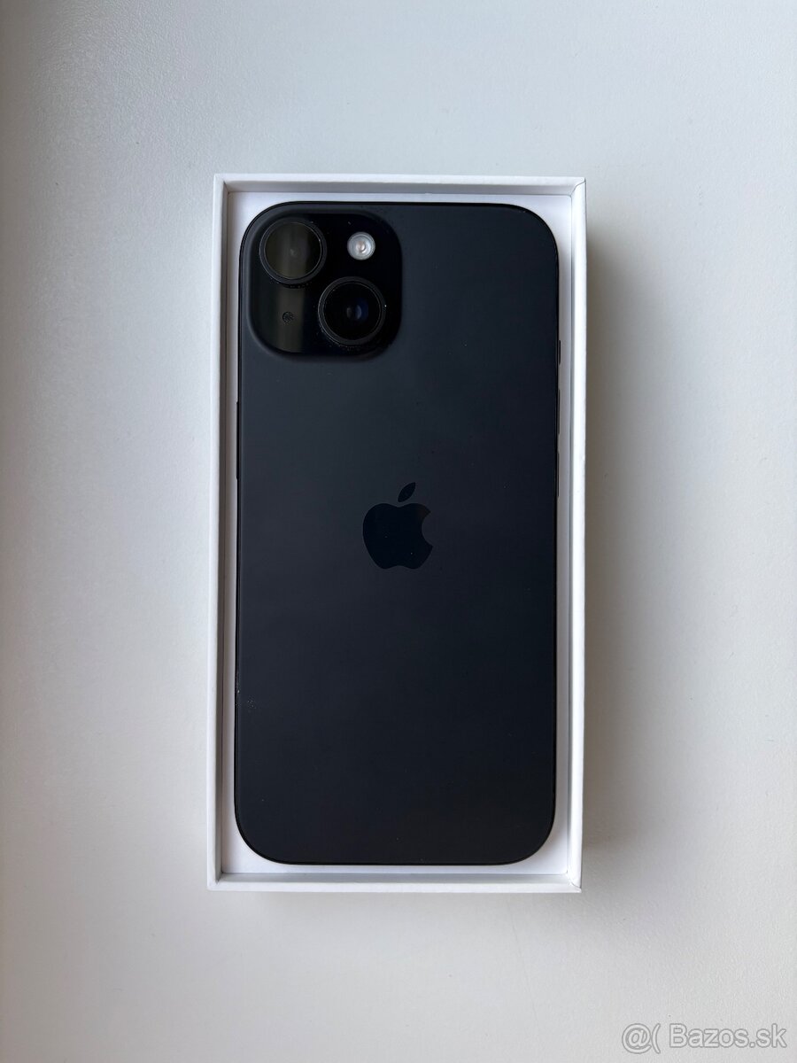 iPhone 15 - 8