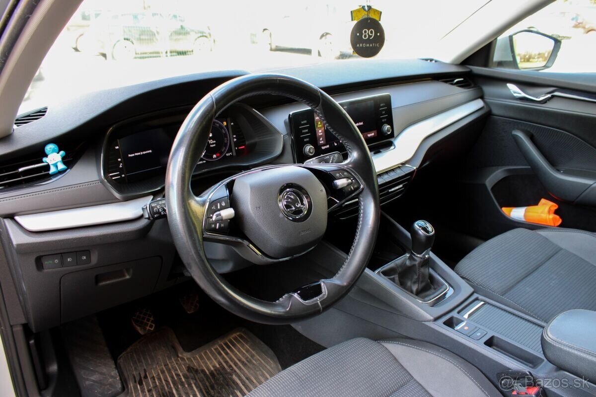 Škoda Octavia Combi 2.0 TDI SCR - 8