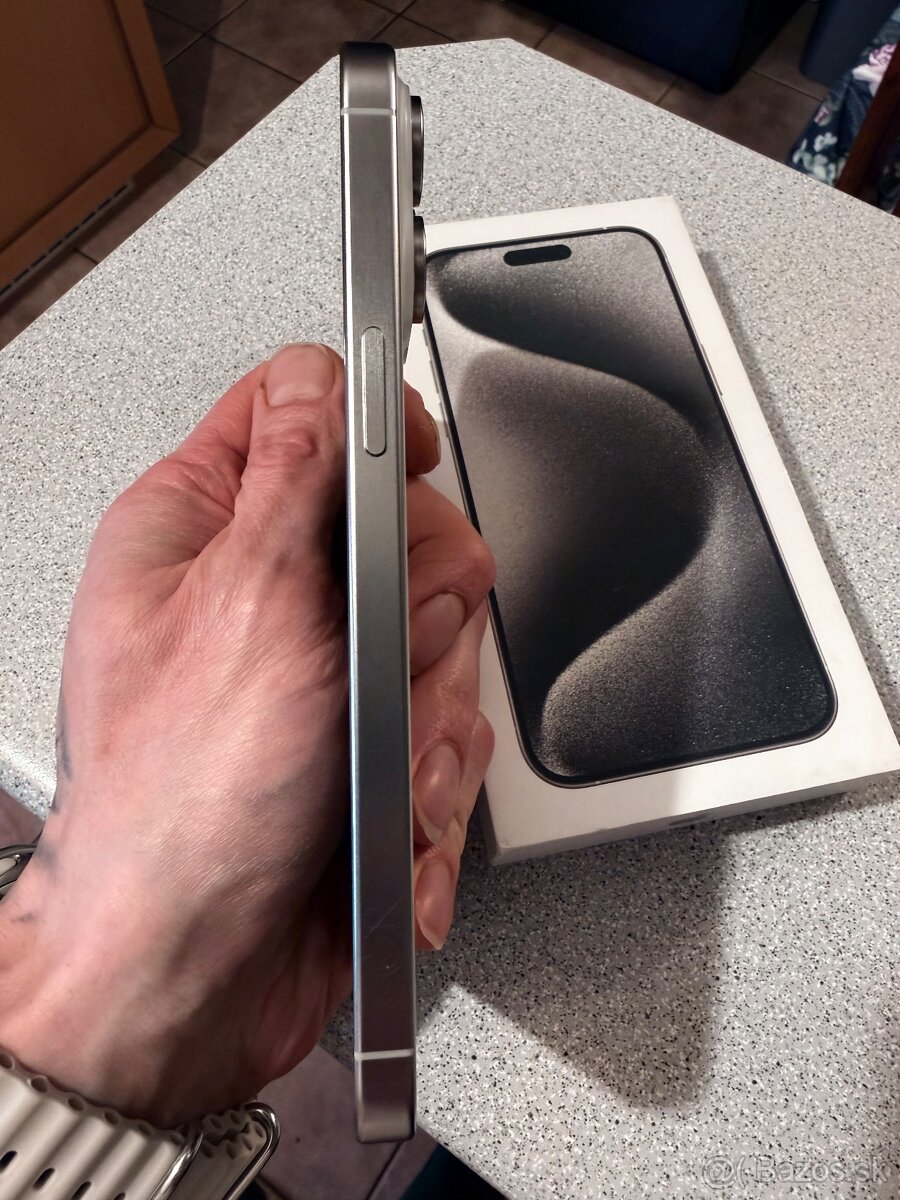 PREDÁM IPHONE 15 PRO MAX 256GB, White Titanium - 8