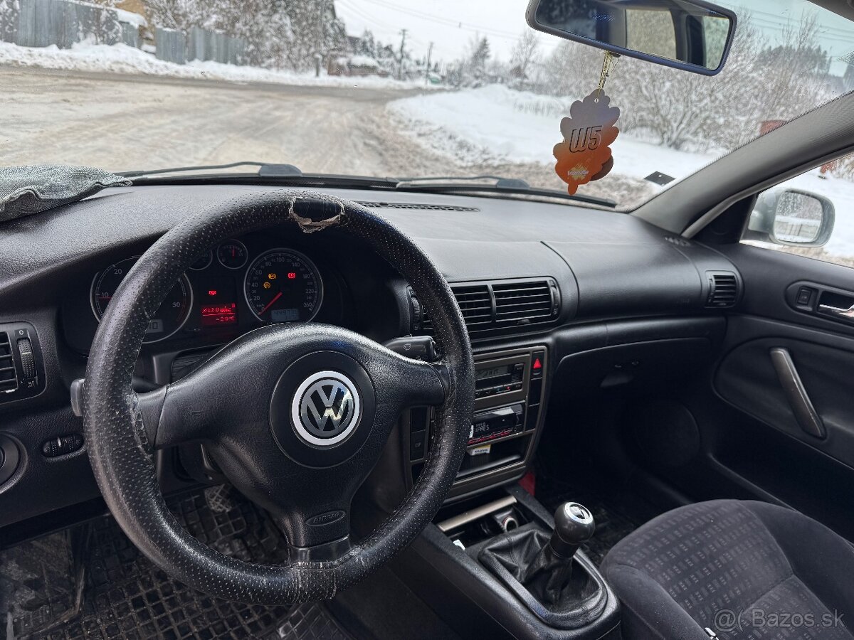 Predám VW Passat kombi B5.5 1.9tdi 4x4 ročník 2001 - 8