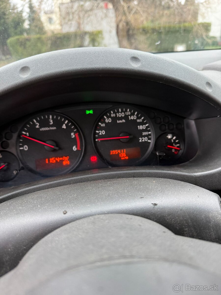 Nissan Navara 2.5d 140kw 2010 - 8