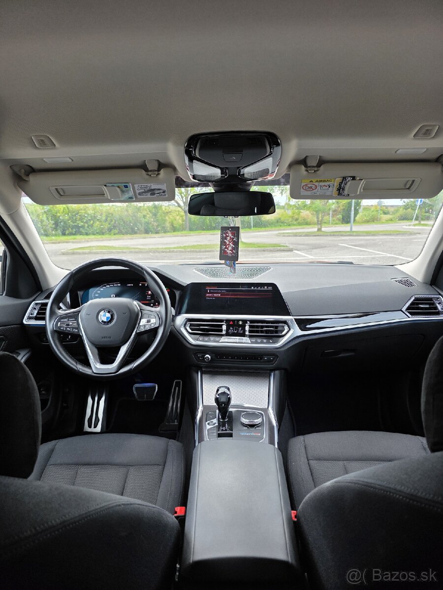 🚘 BMW 320d Touring mHEV A/T – 2020 – TOP stav - 8