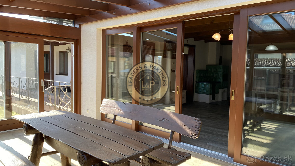 NA PREDAJ Luxusný rodinný dom v Sabinove - 8