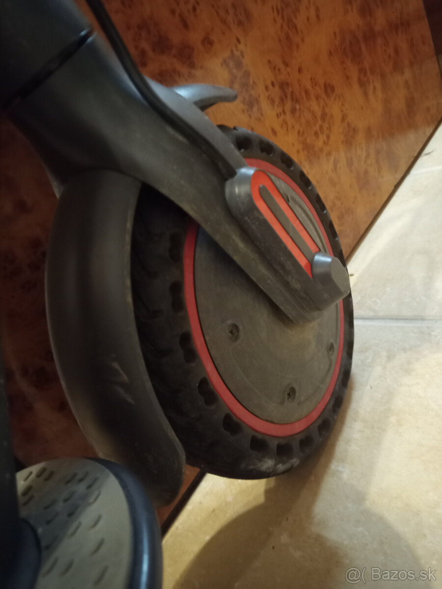 Kolobežka elektrická - 8