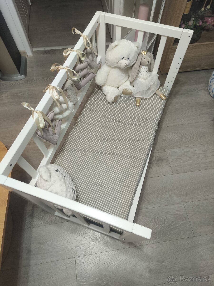Postieľka, prístelka, kolíska a lavička - 8