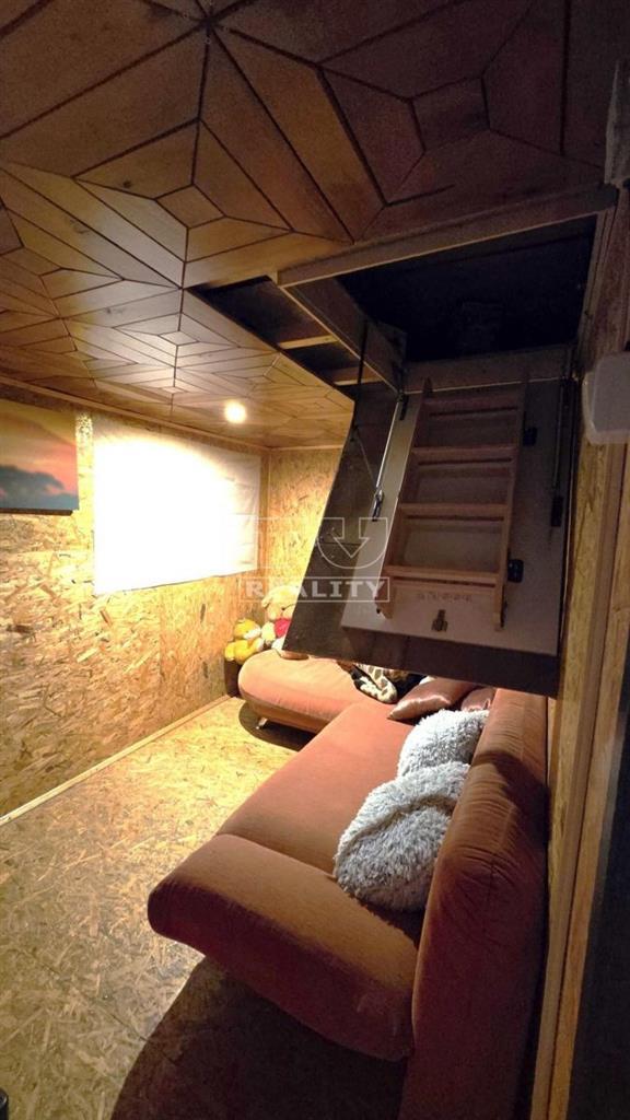 ZÁHRADNÁ CHATKA VO VYHĽADÁVANEJ LOKALITE - MOJŠOVÁ LÚčKA... - 8