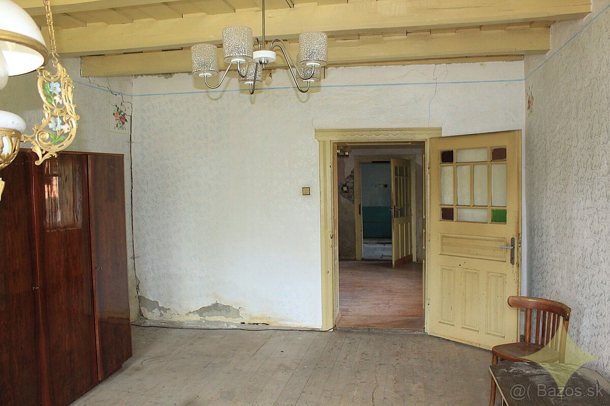 Priestranná chalupa na rekonštrukciu s vyše 30-árovým pozemk - 8