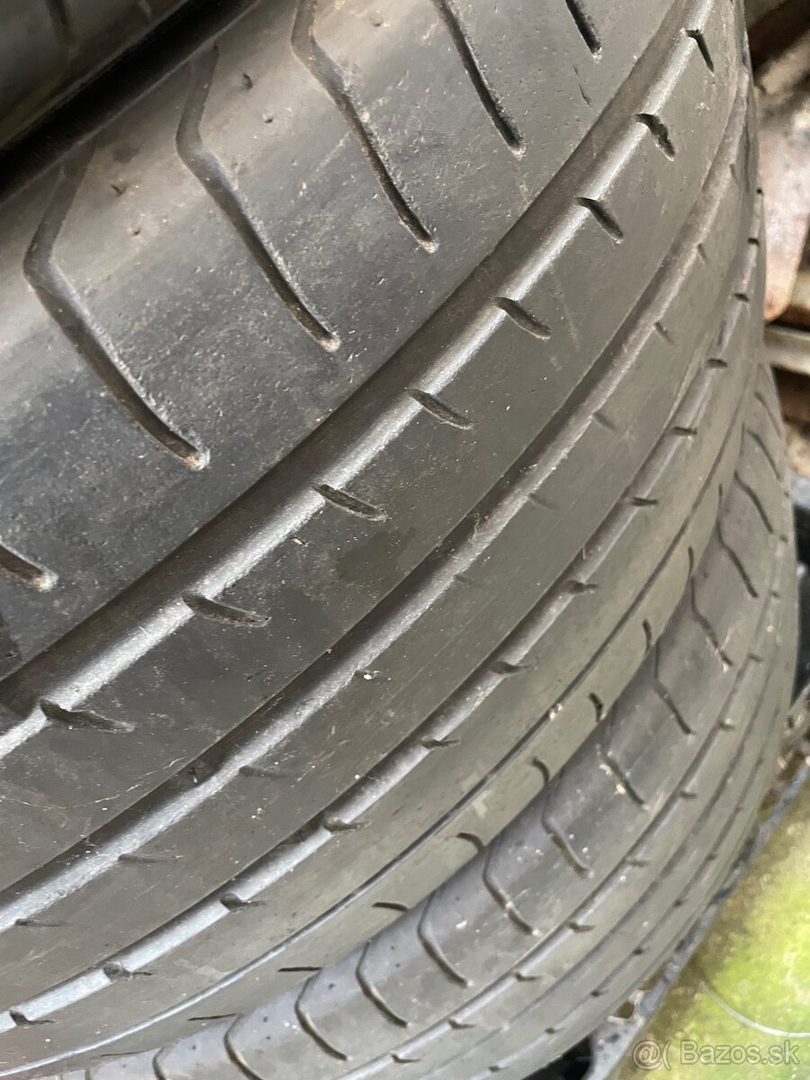 Yokohama 285/40 R21 letné - 8