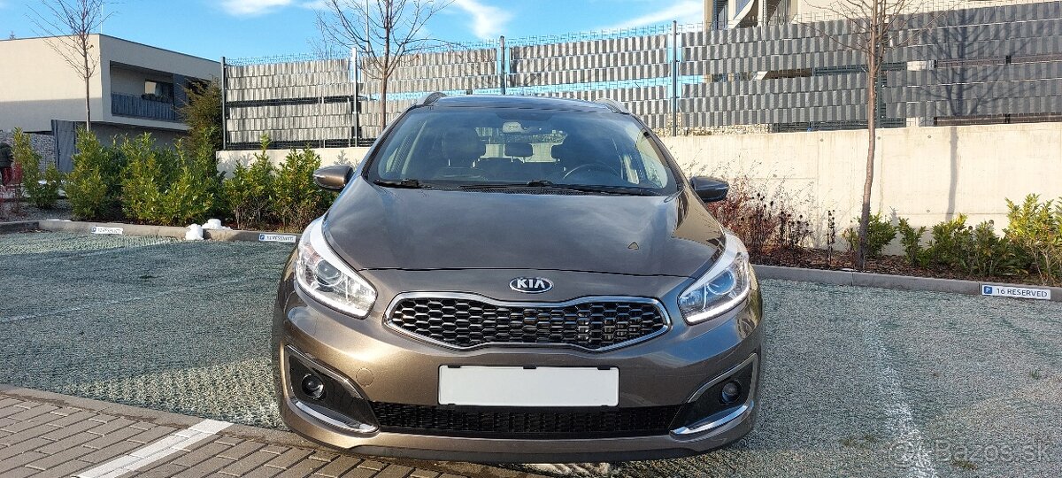 Kia Ceed SW 1.6 CRDi 136k Gold - 8