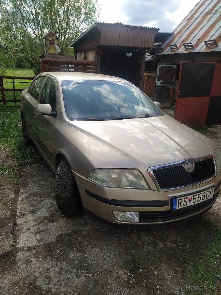 Škoda Octavia 2 1.6 benzin - 8