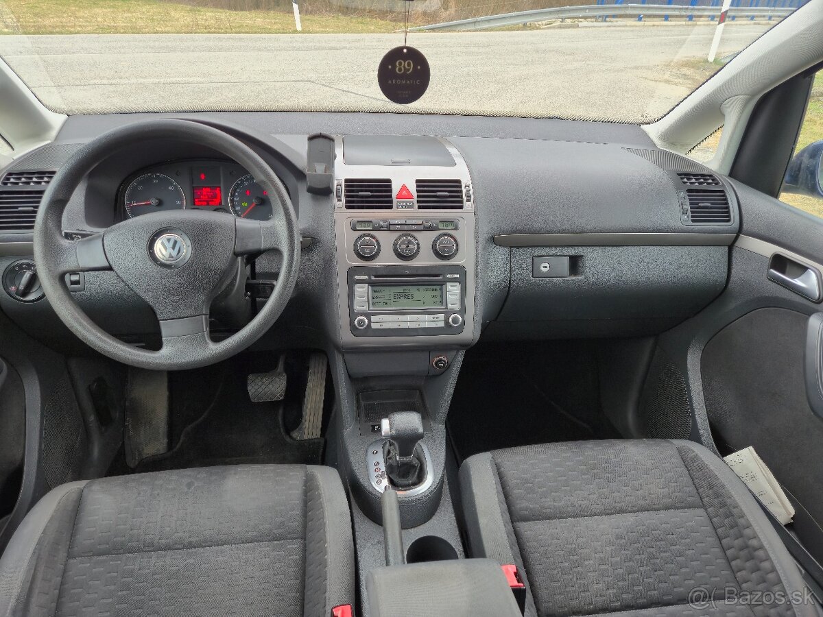 Volkswagen Touran 2.0 TDI Dsg - 8