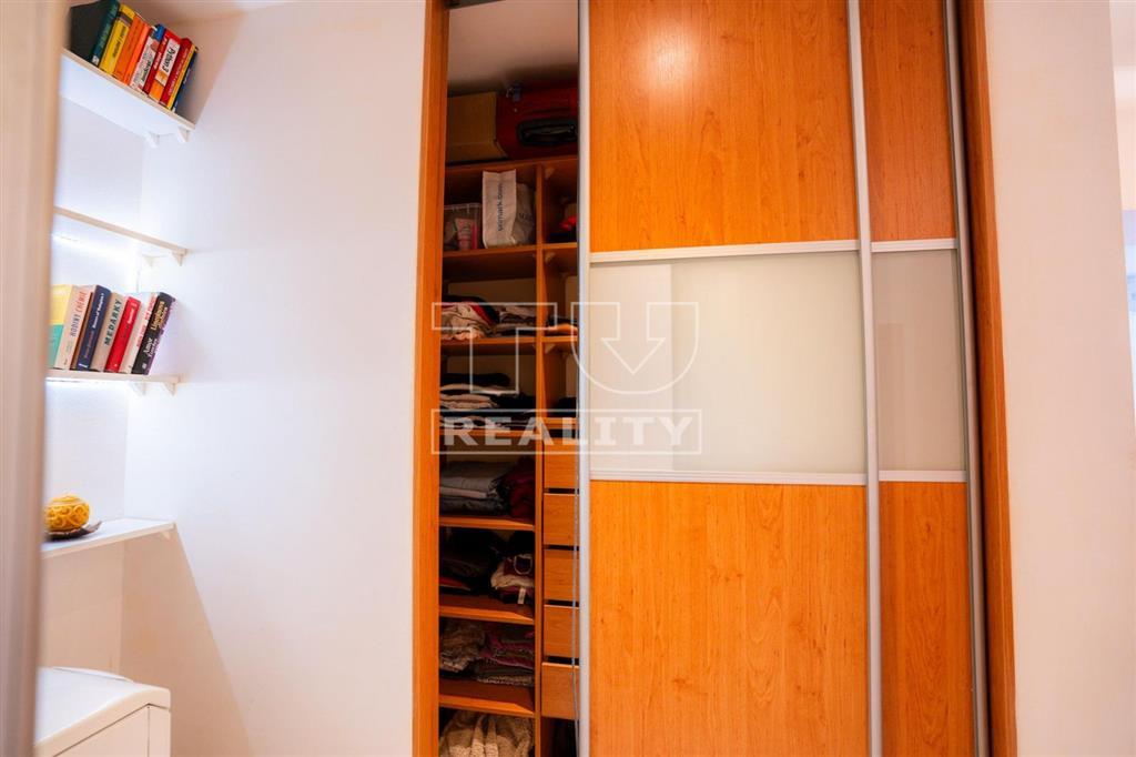 Predaj 2.izbového bytu v centre Bratislavy,62m2 s balkón - 8