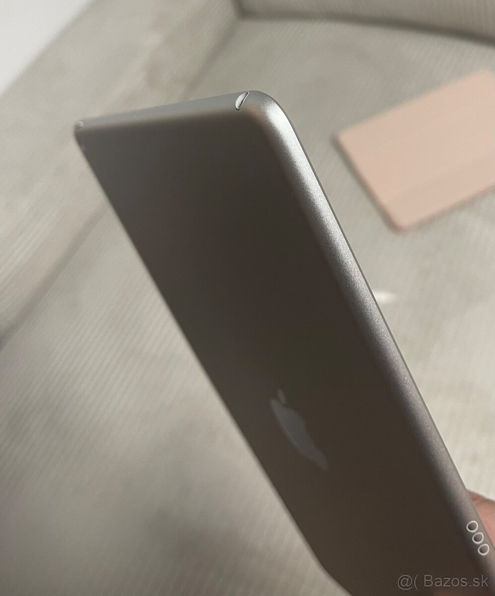 apple ipad air 2019 64gb strieborný - 8