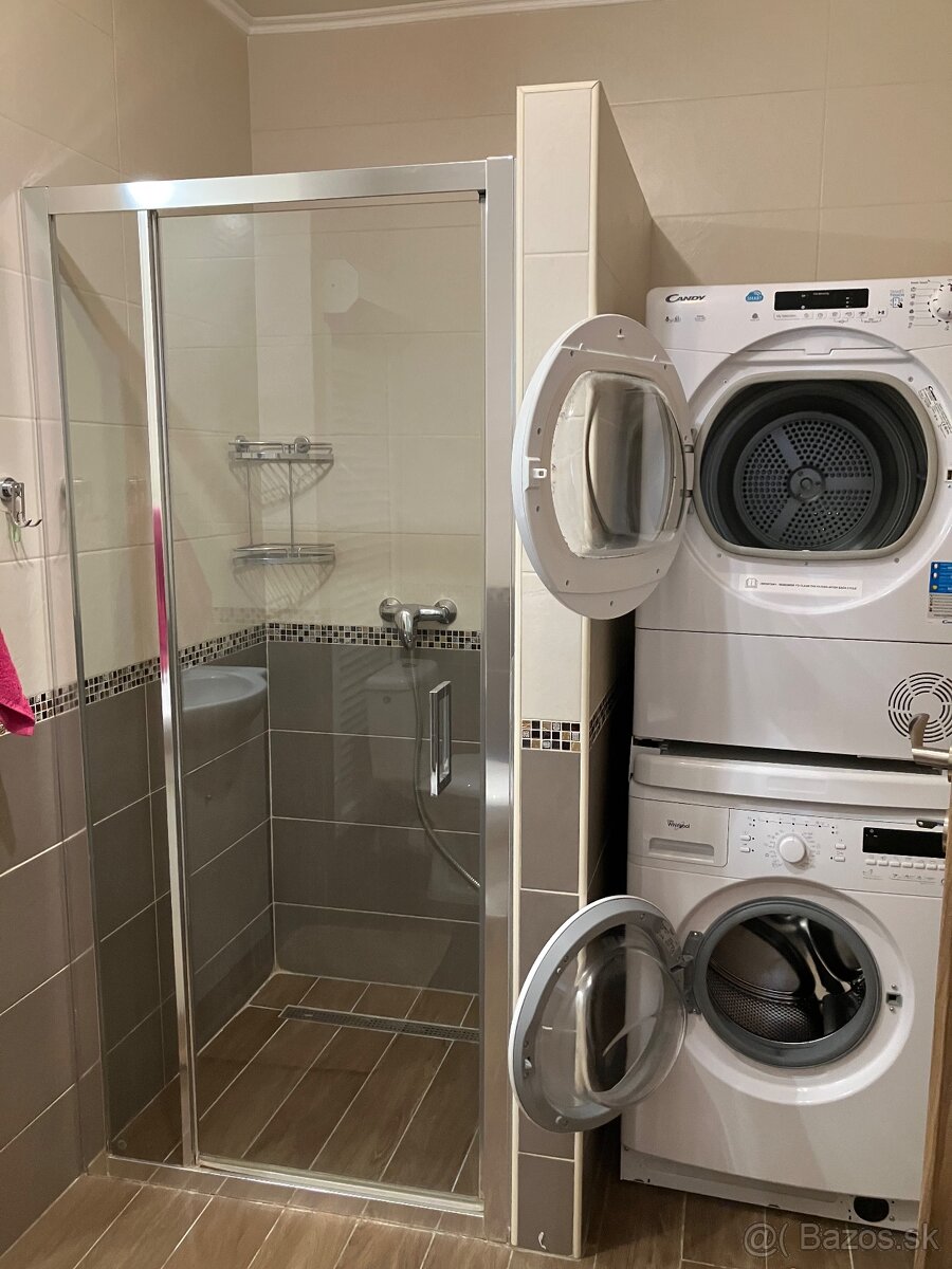 2-izbový byt, 17. Novembra - 8