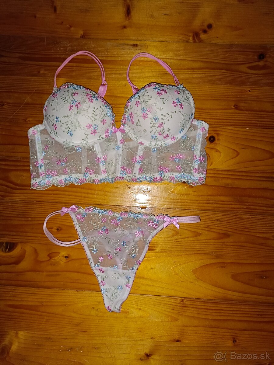 Krásne komplety - 8