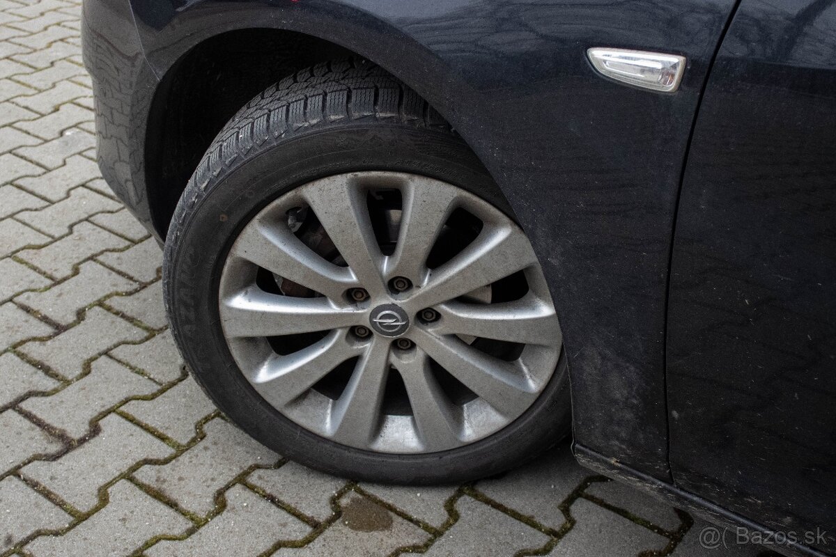 OPEL ASTRA 1.4 Turbo 88kW 2012 - 8