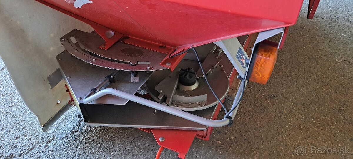 Rauch Kuhn AXERA M1102 - 8