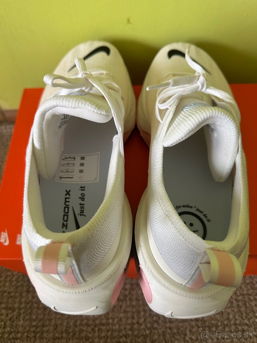 Bežecké tenisky Nike Invincible Run 3 - 8