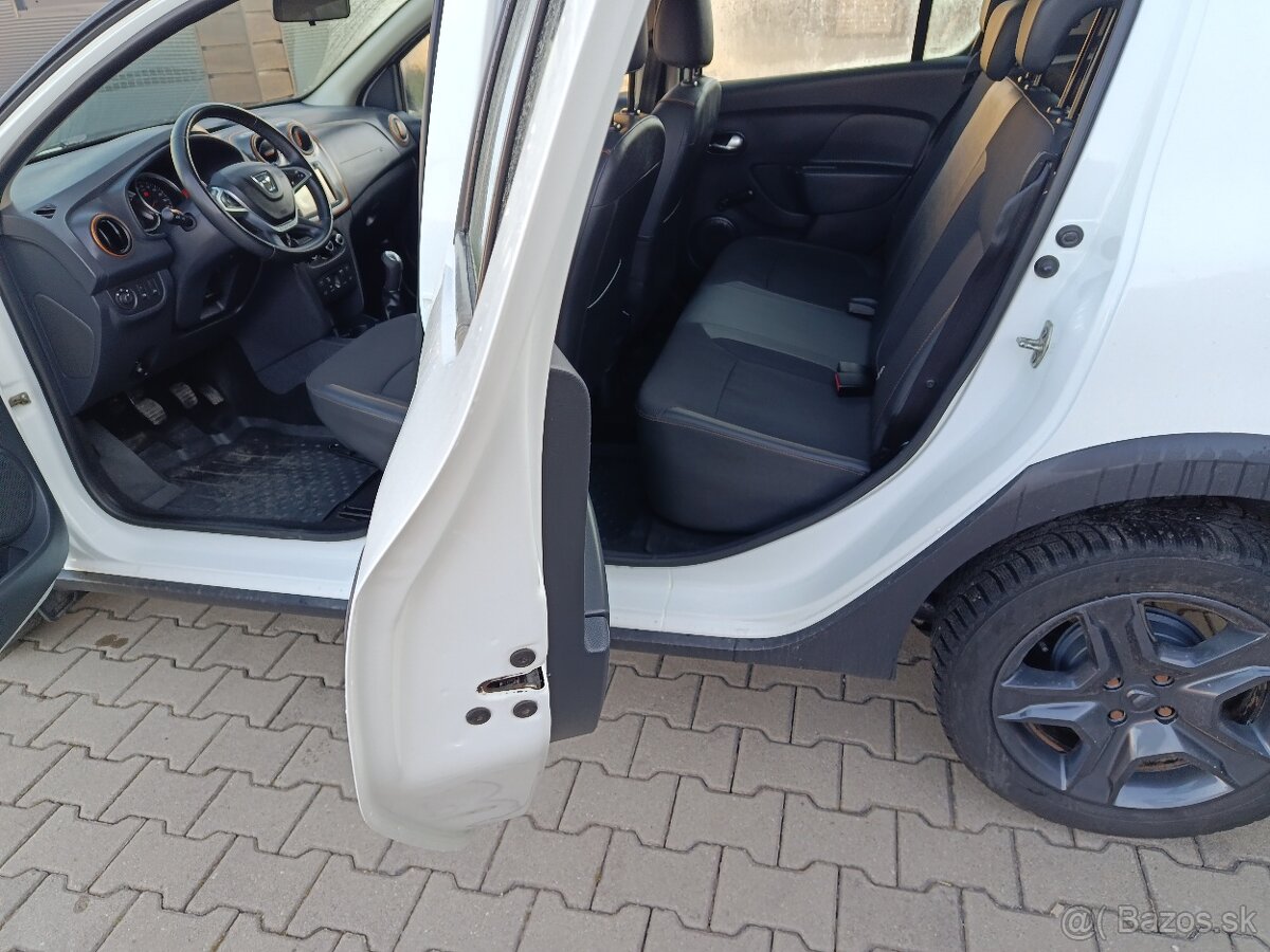 Dacia Sandero Stepway - 8