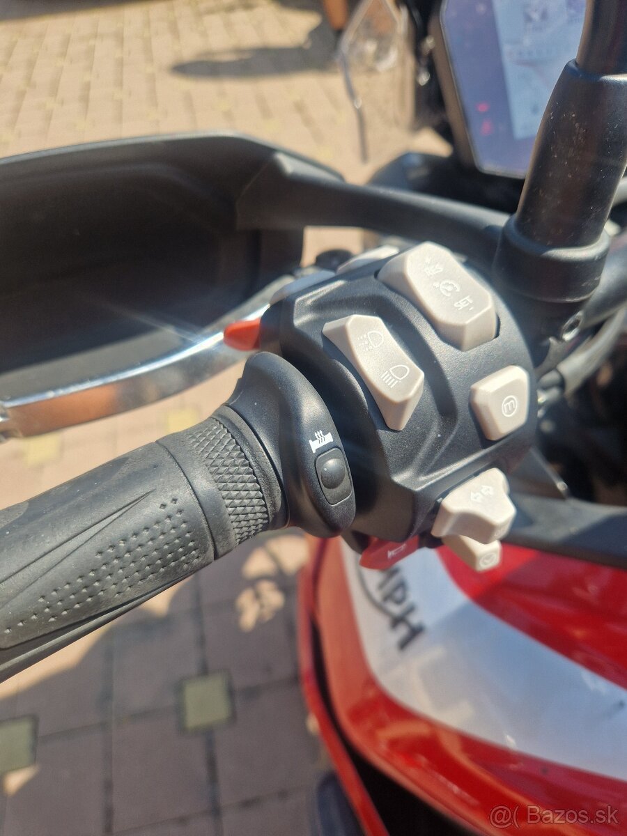 Triumph tiger 900 gt - 8