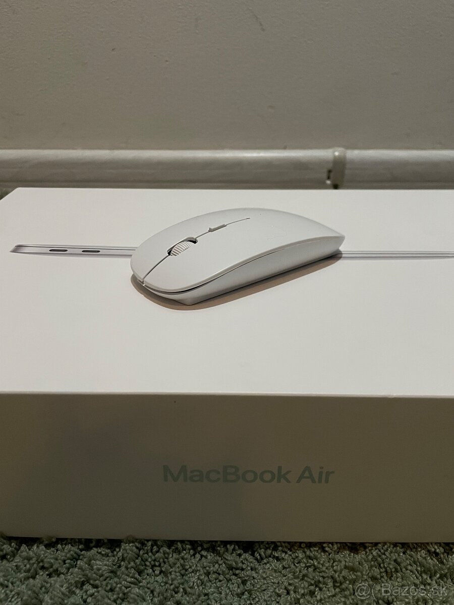 Predám MacBook Air 2020 - 8