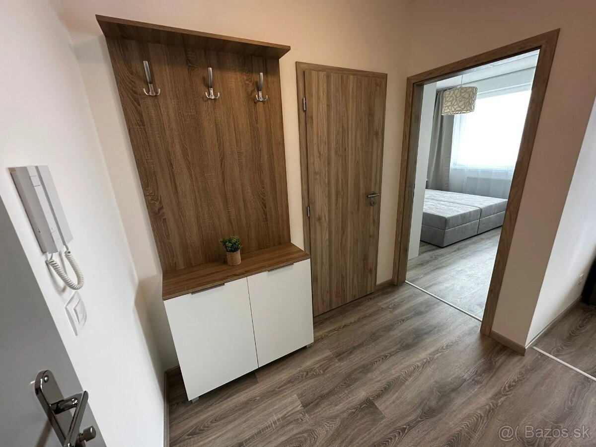 Realitný kancelária REALADR s.r.o. - 8