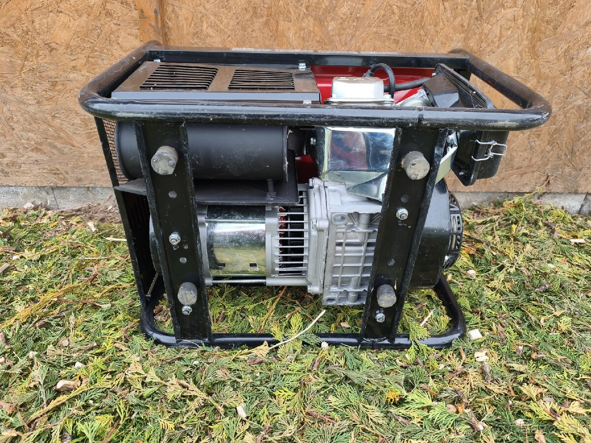 Hecht GG 2500 - 8