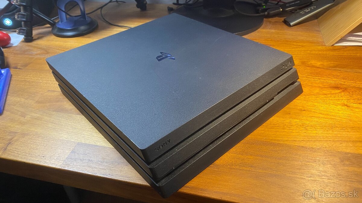 PlayStation 4 PRO 1TB - 8