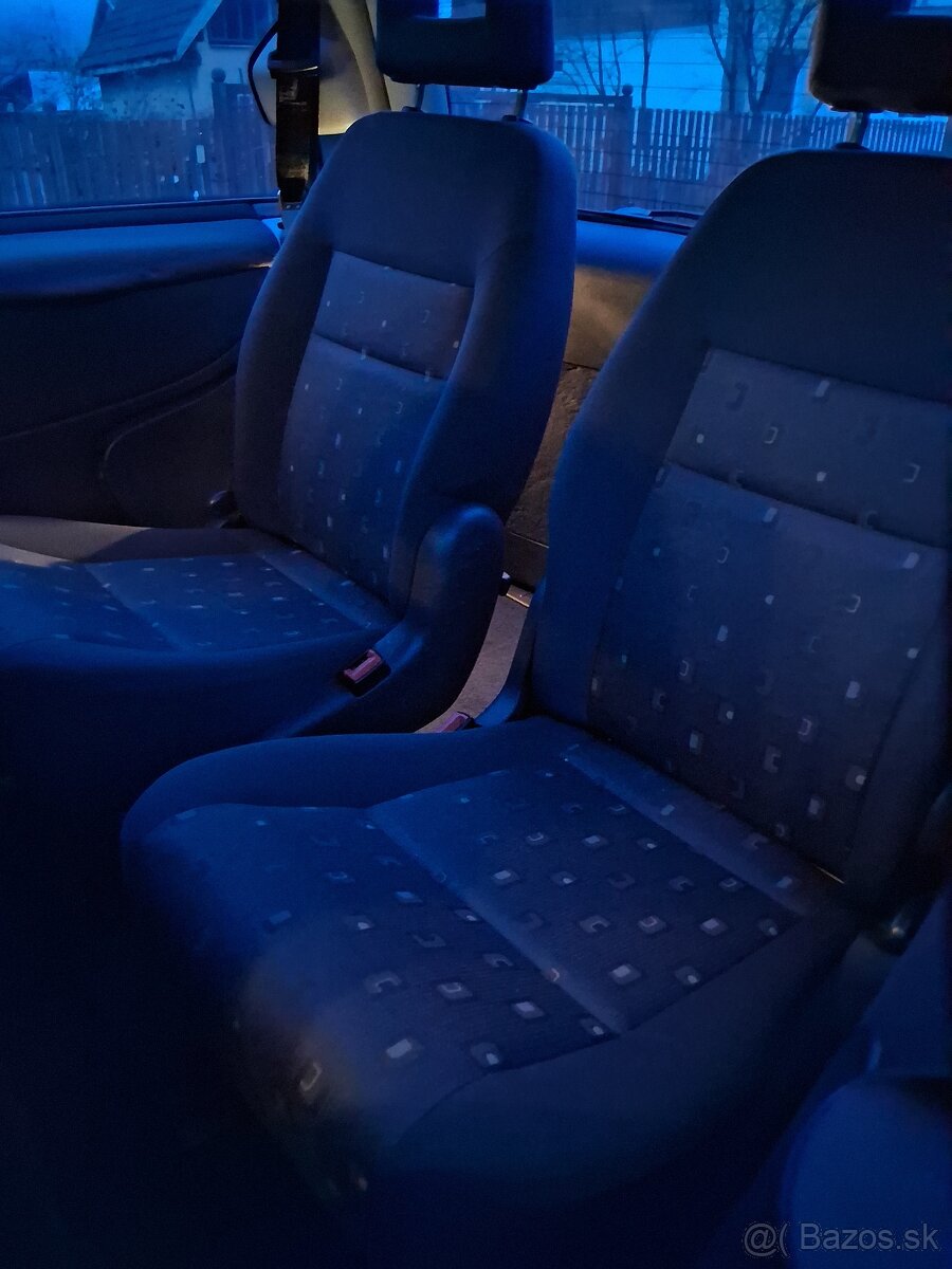 Volkswagen sharan 1.9tdi 7miestne - 8