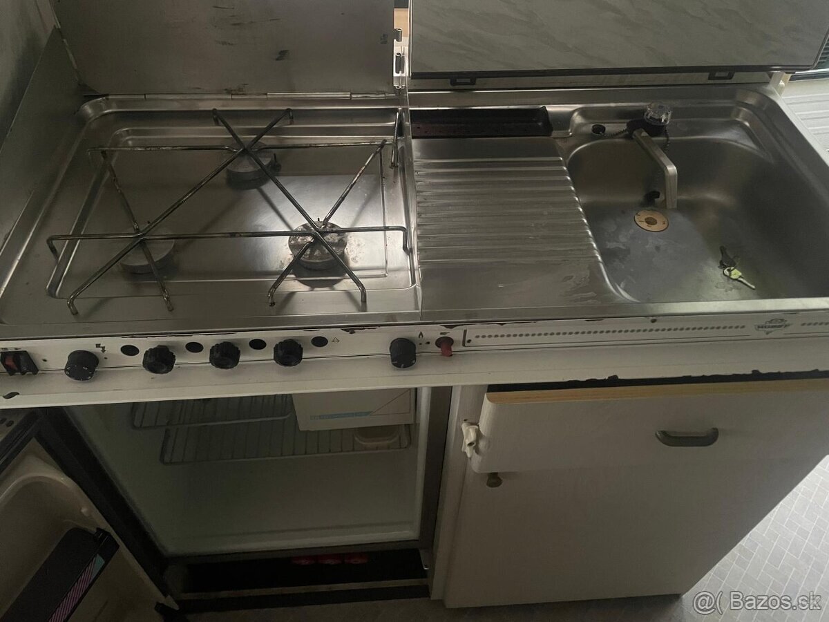 Hobby 440, předstan, WC, 4 osoby, STK, 100km/h - 8