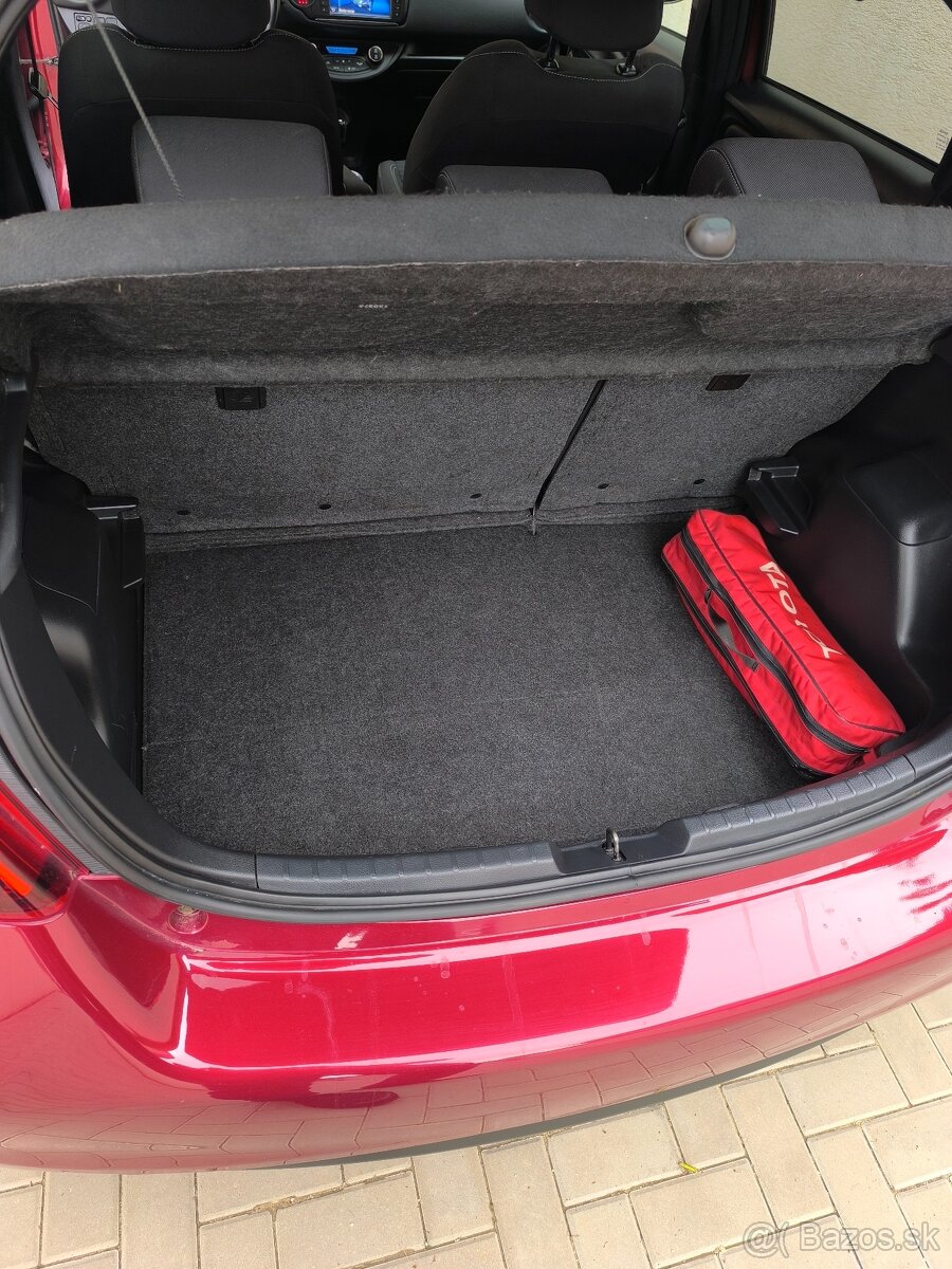 Toyota Yaris hybrid 2017 1,5 hybrid - 8