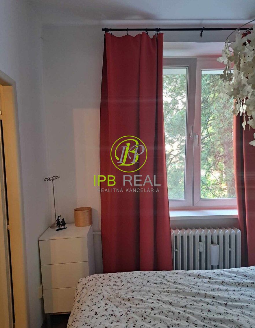 Zrekonštruovaný a zariadený 1-izb. byt na Bartoškovej ul. v - 8