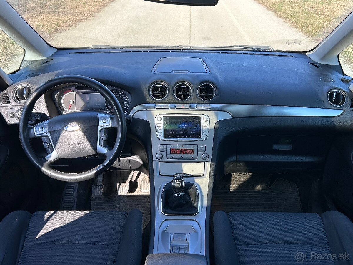 Ford Galaxy 2.0 Tdci 7-miestne Model 2010 - 8