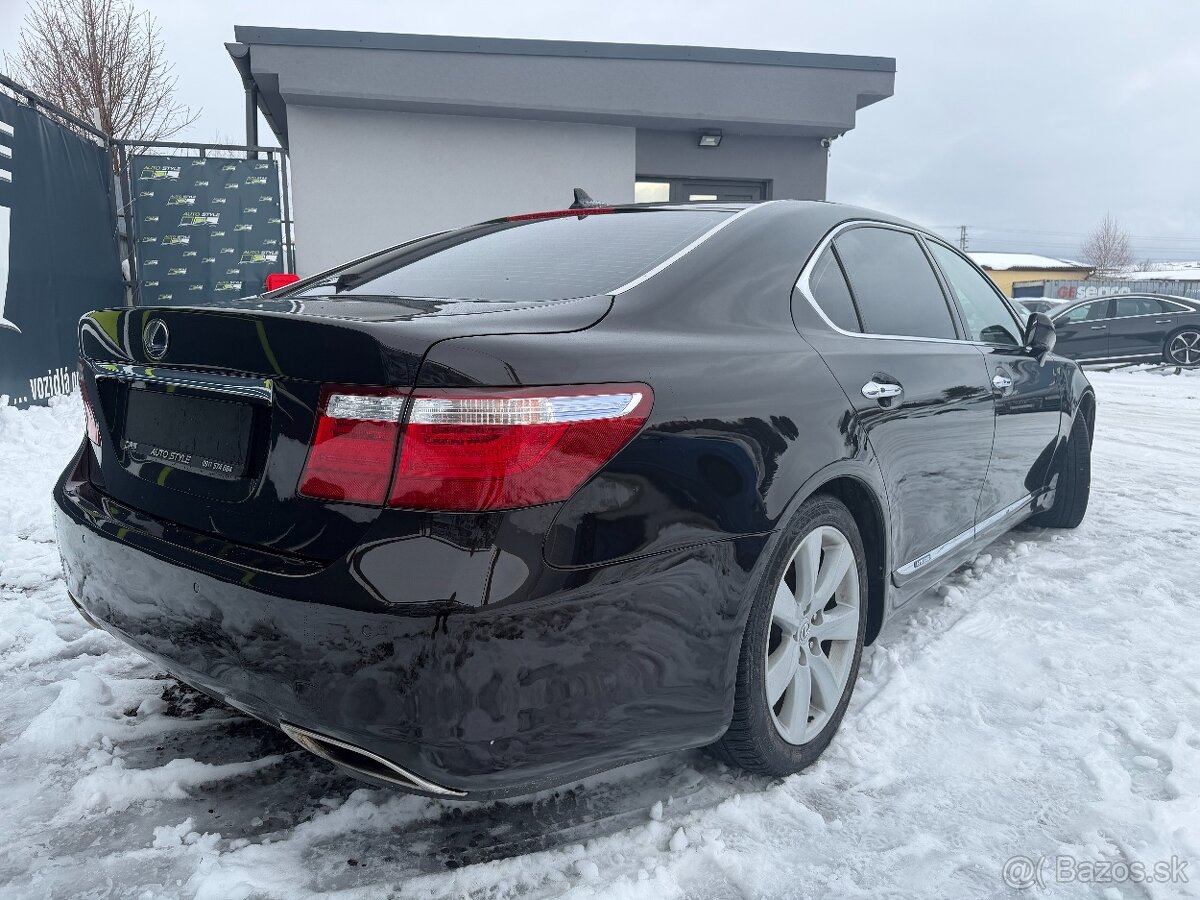Lexus LS 600hL • 2008 • 4x4 • TOP VÝBAVA - 8